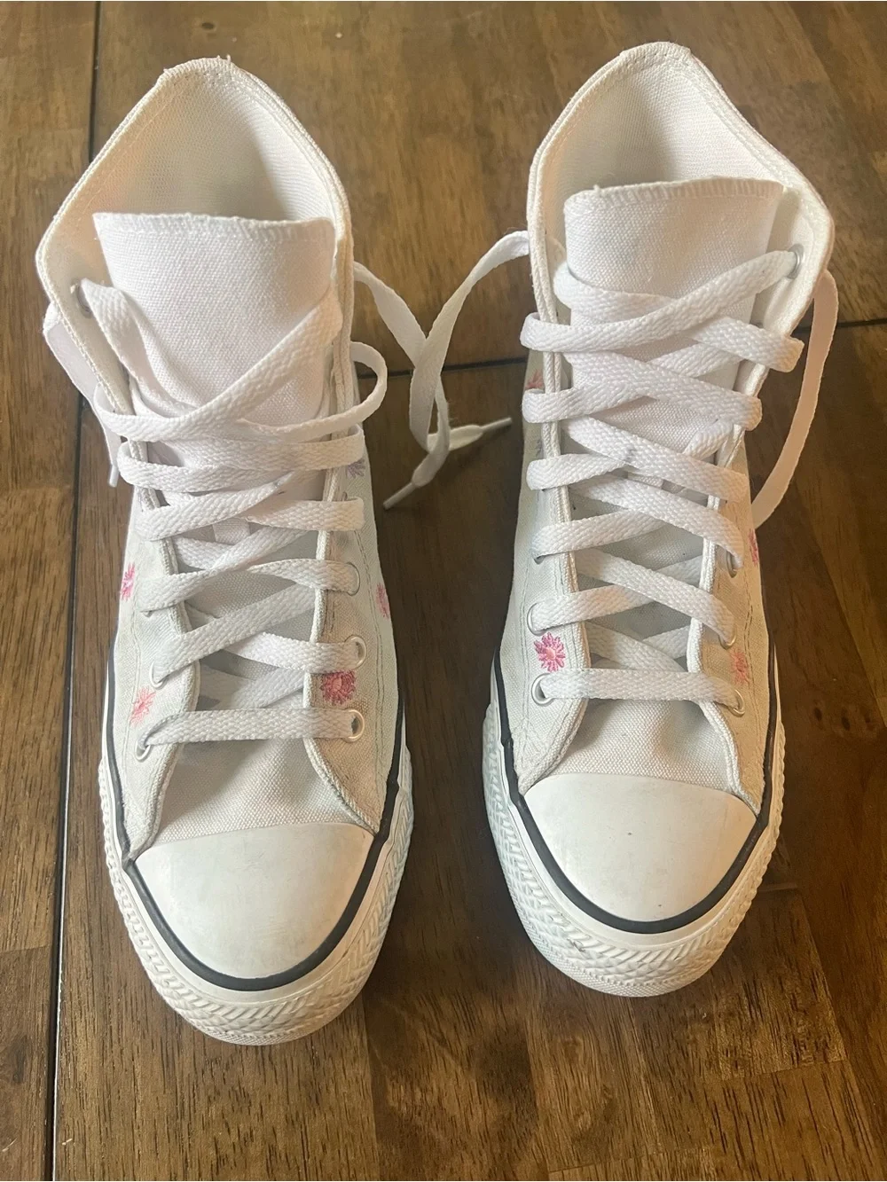 Converse Chuck Taylor All Star High Top Sneakers, Girls Size 5.5Y